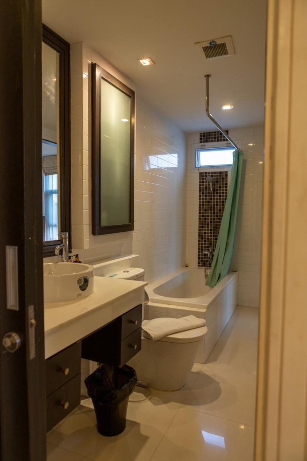 P Villa Lamoon Thonglor Bangkok Eksteriør bilde